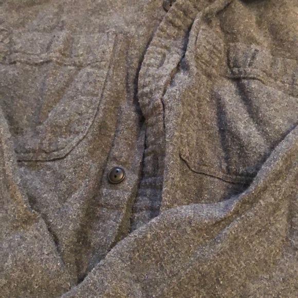 GAP Flannel - Picture 3 of 3